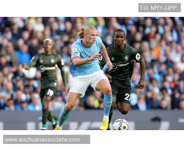 球星足球创意形象大揭秘：突破传统界限，重塑运动与艺术的完美融合